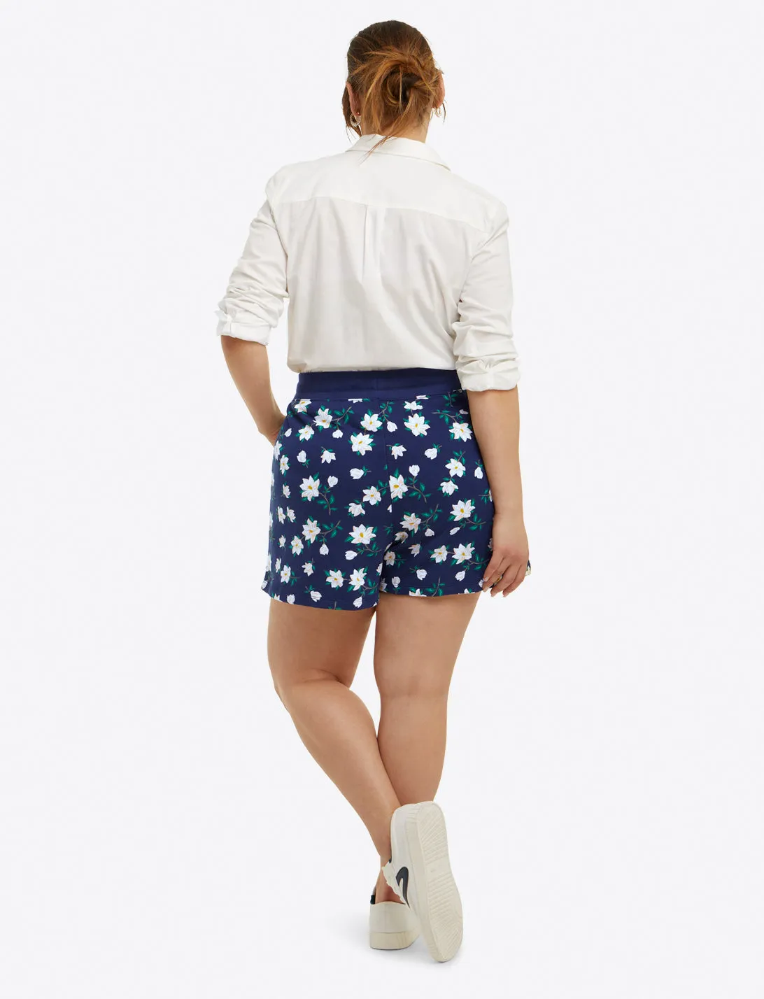 Natalie Shorts in Navy Magnolia